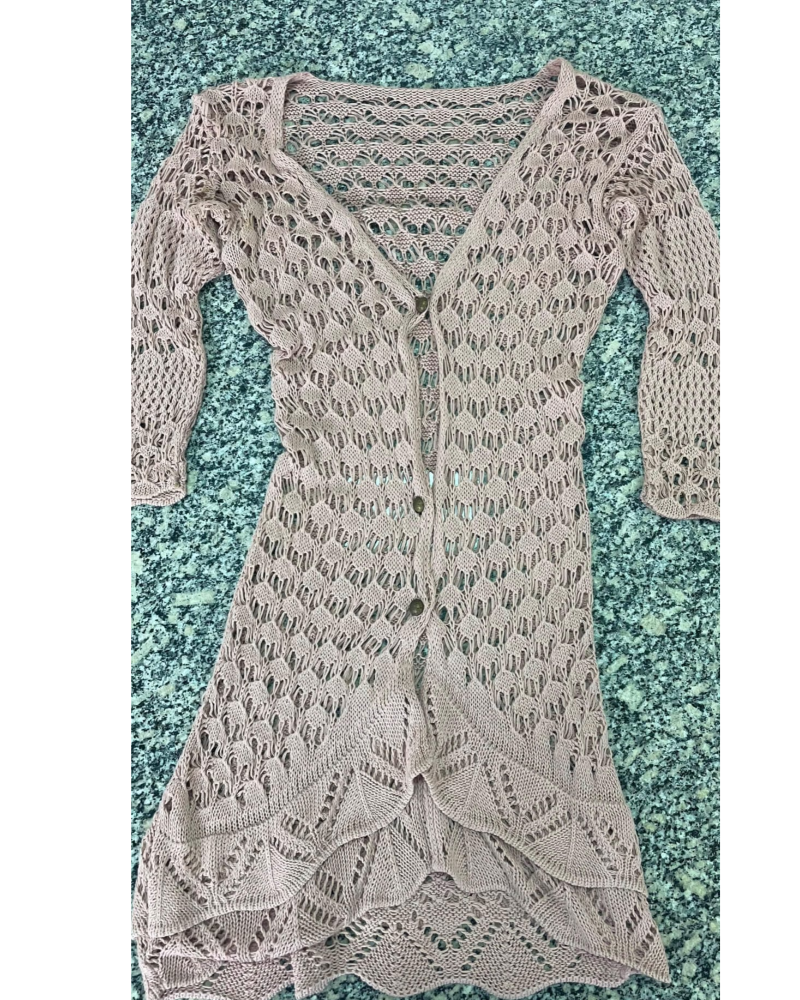 saída de praia cor goiaba (na ft nn ficou evidente a cor, pode vestir G tambem)